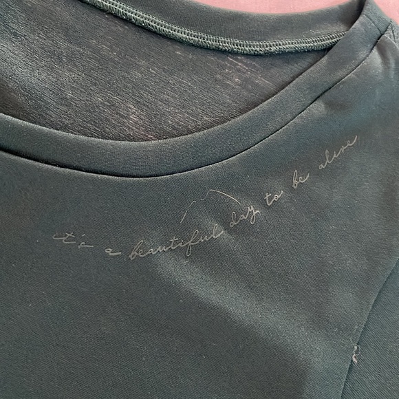 Gymshark Tshirt - Picture 3 of 8